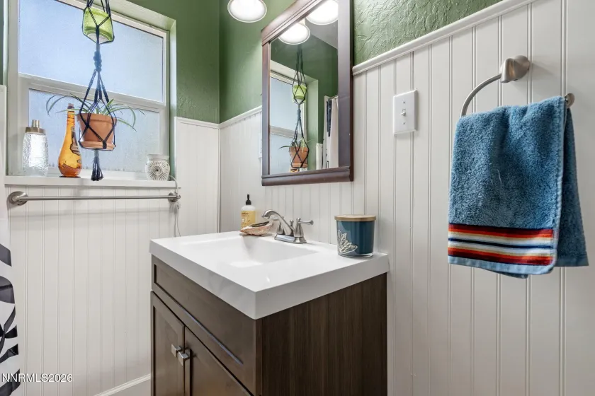 417 H, Sparks, Nevada 89431, 3 Bedrooms Bedrooms, ,2 BathroomsBathrooms,Residential,Residential,H,260004210