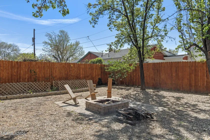 417 H, Sparks, Nevada 89431, 3 Bedrooms Bedrooms, ,2 BathroomsBathrooms,Residential,Residential,H,260004210