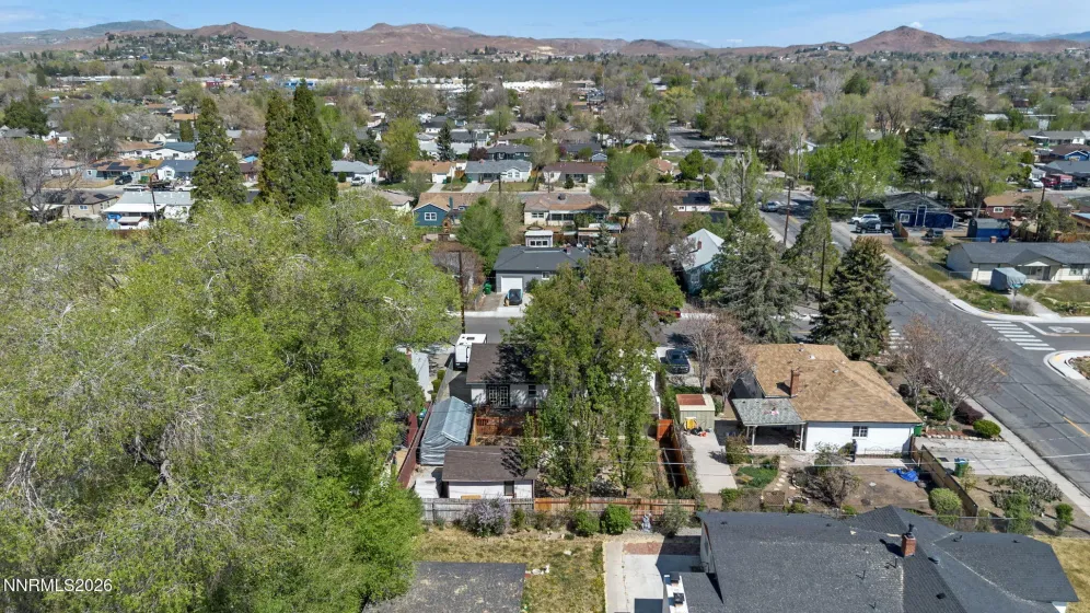 417 H, Sparks, Nevada 89431, 3 Bedrooms Bedrooms, ,2 BathroomsBathrooms,Residential,Residential,H,260004210