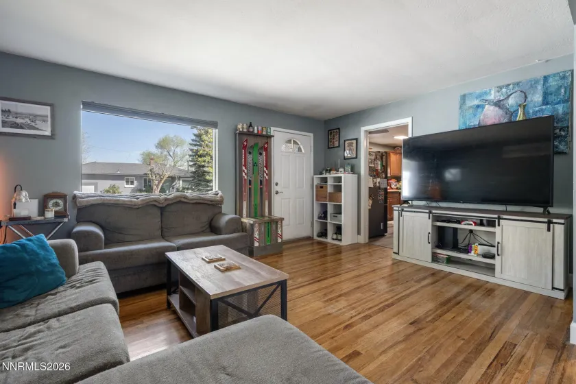 417 H, Sparks, Nevada 89431, 3 Bedrooms Bedrooms, ,2 BathroomsBathrooms,Residential,Residential,H,260004210