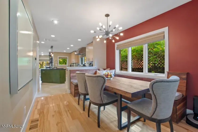 720 Nixon, Reno, Nevada 89509, 3 Bedrooms Bedrooms, ,2 BathroomsBathrooms,Residential,Residential,Nixon,260004217