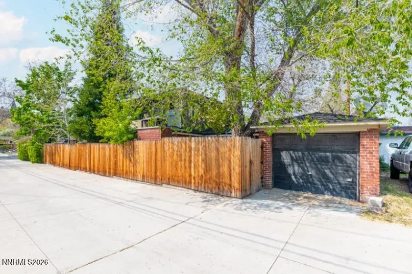 720 Nixon, Reno, Nevada 89509, 3 Bedrooms Bedrooms, ,2 BathroomsBathrooms,Residential,Residential,Nixon,260004217