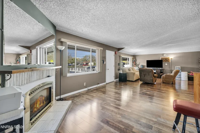 18 Prater, Sparks, Nevada 89431, 3 Bedrooms Bedrooms, ,2 BathroomsBathrooms,Residential,Residential,Prater,260004220