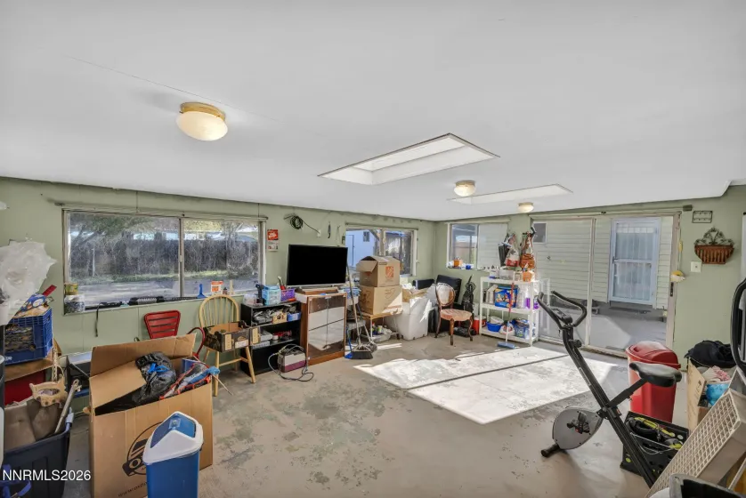 18 Prater, Sparks, Nevada 89431, 3 Bedrooms Bedrooms, ,2 BathroomsBathrooms,Residential,Residential,Prater,260004220