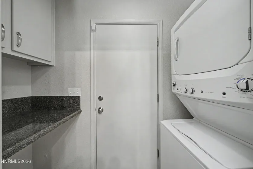 3001 Alpine Creek, Reno, Nevada 89519, 2 Bedrooms Bedrooms, ,2 BathroomsBathrooms,Residential,Residential,Alpine Creek,260004225