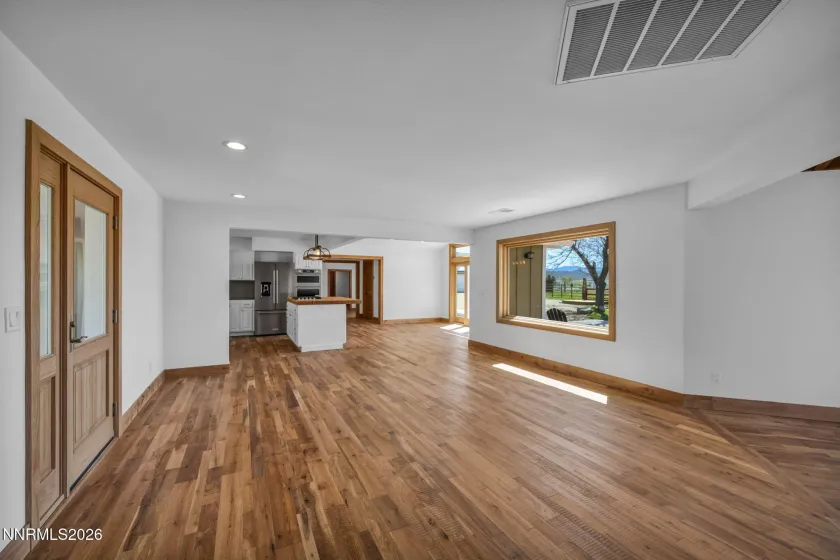 1097 Meadowlark, Gardnerville, Nevada 89460, 4 Bedrooms Bedrooms, ,3 BathroomsBathrooms,Residential,Residential,Meadowlark,260004226