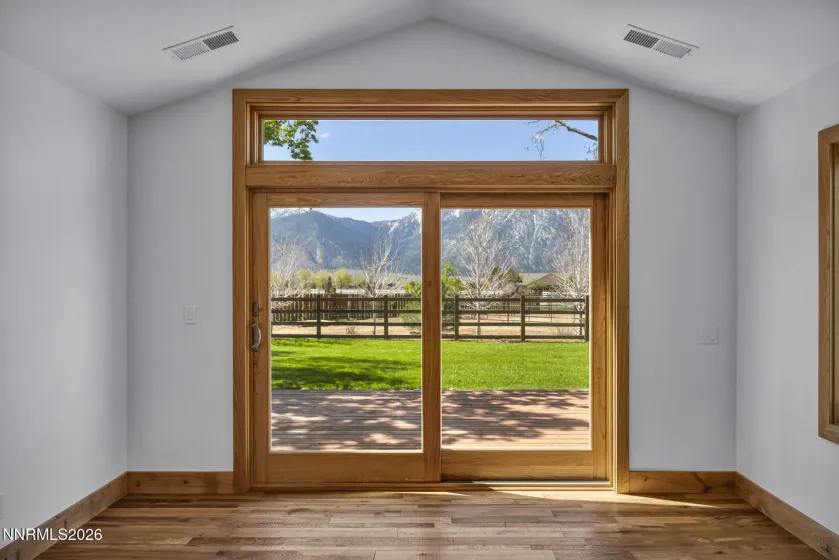 1097 Meadowlark, Gardnerville, Nevada 89460, 4 Bedrooms Bedrooms, ,3 BathroomsBathrooms,Residential,Residential,Meadowlark,260004226