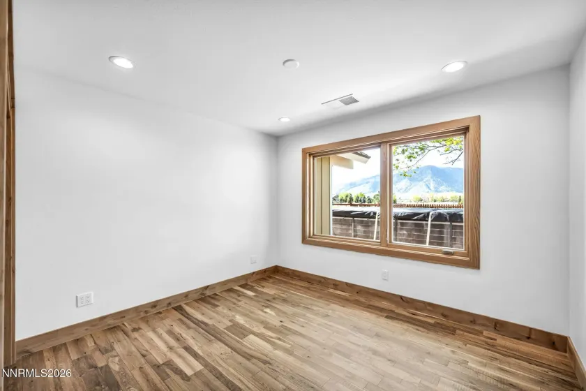 1097 Meadowlark, Gardnerville, Nevada 89460, 4 Bedrooms Bedrooms, ,3 BathroomsBathrooms,Residential,Residential,Meadowlark,260004226