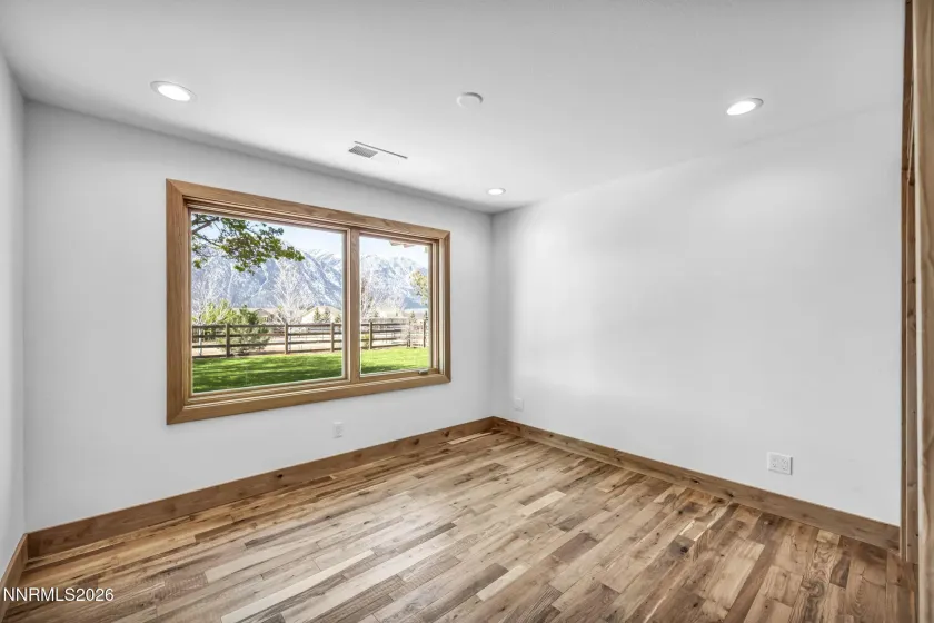 1097 Meadowlark, Gardnerville, Nevada 89460, 4 Bedrooms Bedrooms, ,3 BathroomsBathrooms,Residential,Residential,Meadowlark,260004226