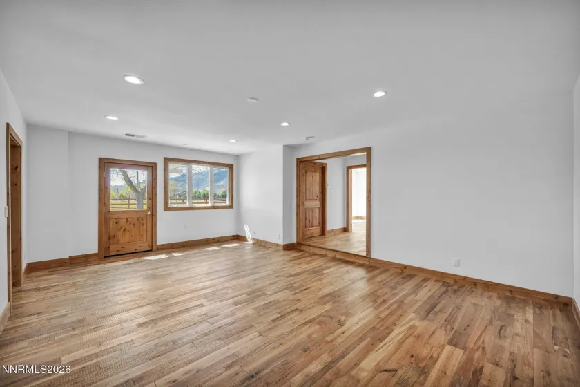 1097 Meadowlark, Gardnerville, Nevada 89460, 4 Bedrooms Bedrooms, ,3 BathroomsBathrooms,Residential,Residential,Meadowlark,260004226