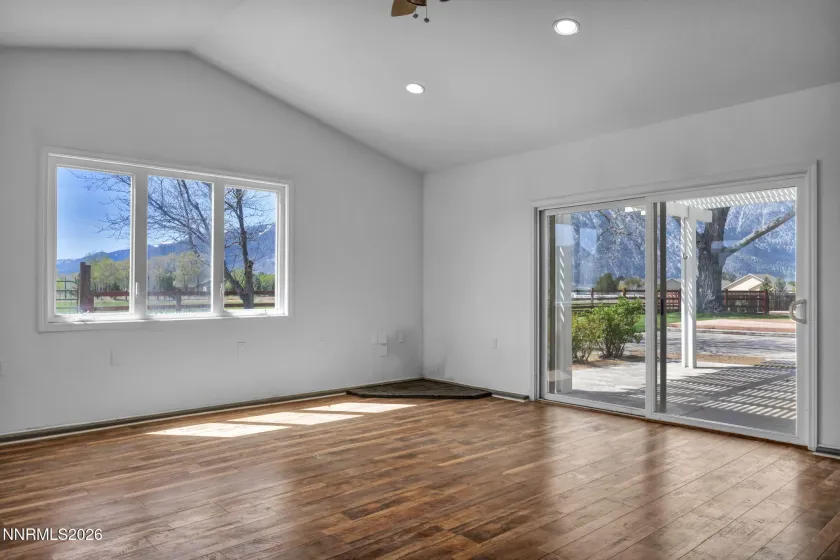 1097 Meadowlark, Gardnerville, Nevada 89460, 4 Bedrooms Bedrooms, ,3 BathroomsBathrooms,Residential,Residential,Meadowlark,260004226