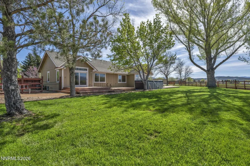 1097 Meadowlark, Gardnerville, Nevada 89460, 4 Bedrooms Bedrooms, ,3 BathroomsBathrooms,Residential,Residential,Meadowlark,260004226