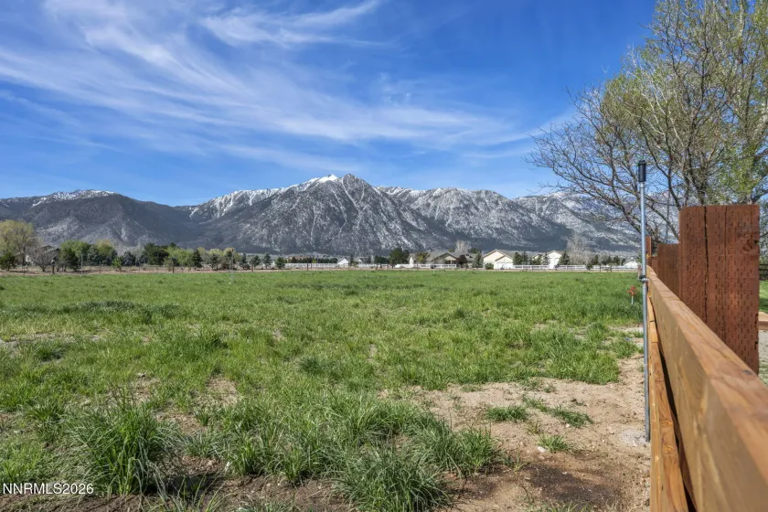 1097 Meadowlark, Gardnerville, Nevada 89460, 4 Bedrooms Bedrooms, ,3 BathroomsBathrooms,Residential,Residential,Meadowlark,260004226