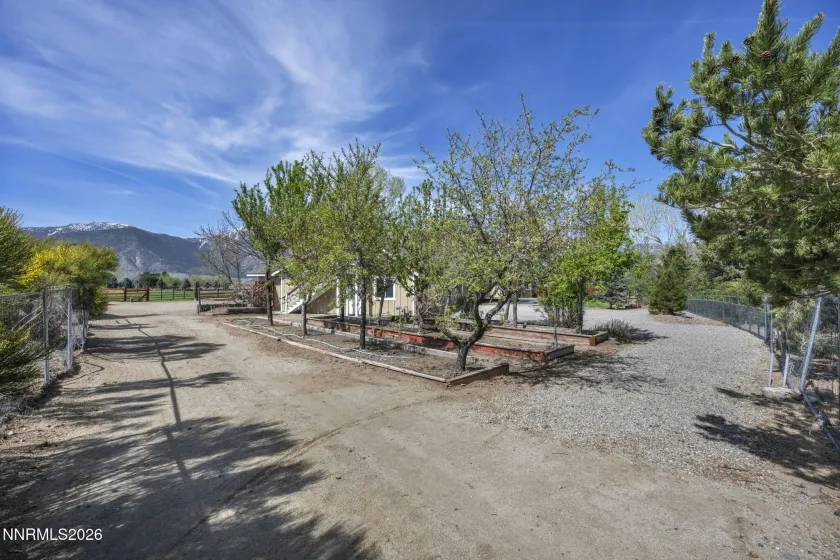 1097 Meadowlark, Gardnerville, Nevada 89460, 4 Bedrooms Bedrooms, ,3 BathroomsBathrooms,Residential,Residential,Meadowlark,260004226