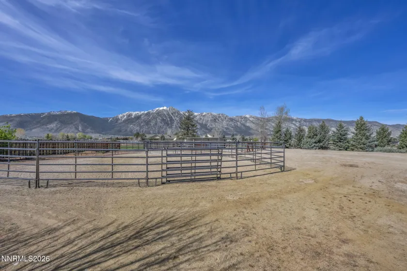 1097 Meadowlark, Gardnerville, Nevada 89460, 4 Bedrooms Bedrooms, ,3 BathroomsBathrooms,Residential,Residential,Meadowlark,260004226