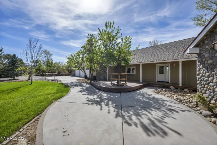 1097 Meadowlark, Gardnerville, Nevada 89460, 4 Bedrooms Bedrooms, ,3 BathroomsBathrooms,Residential,Residential,Meadowlark,260004226
