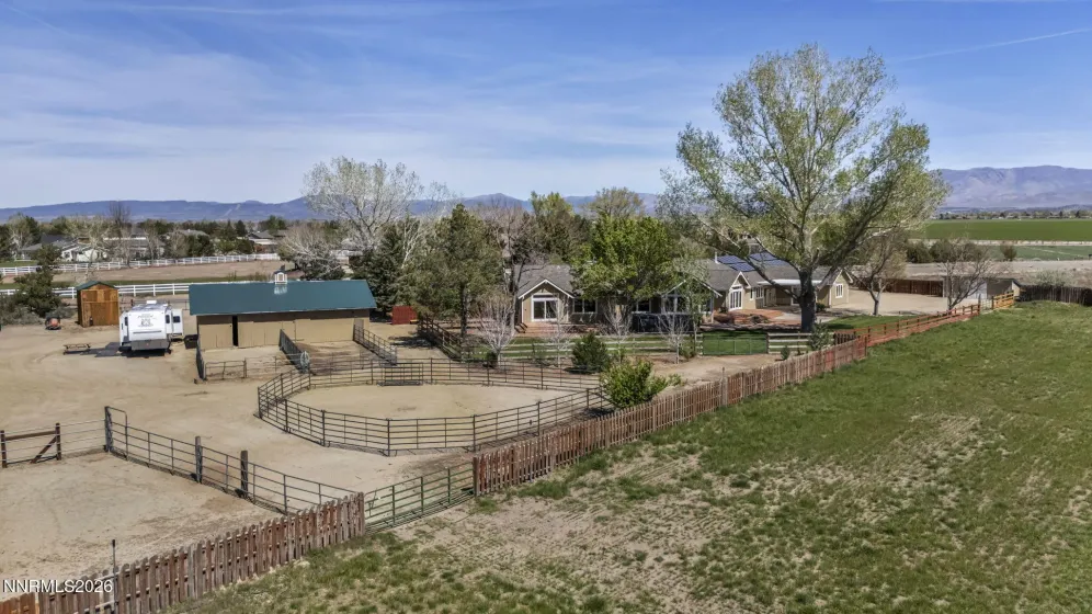 1097 Meadowlark, Gardnerville, Nevada 89460, 4 Bedrooms Bedrooms, ,3 BathroomsBathrooms,Residential,Residential,Meadowlark,260004226