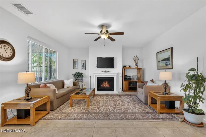 1945 Horse Prairie, Reno, Nevada 89521, 4 Bedrooms Bedrooms, ,4 BathroomsBathrooms,Residential,Residential,Horse Prairie,260004228