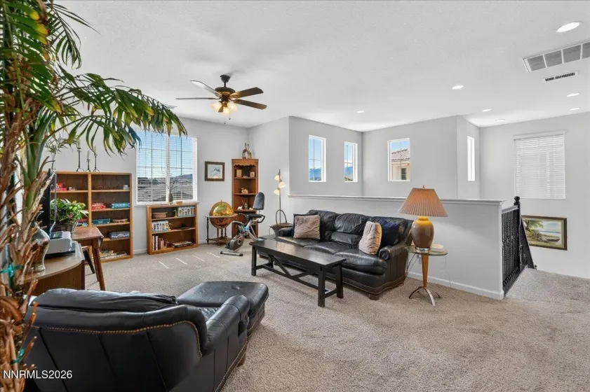 1945 Horse Prairie, Reno, Nevada 89521, 4 Bedrooms Bedrooms, ,4 BathroomsBathrooms,Residential,Residential,Horse Prairie,260004228