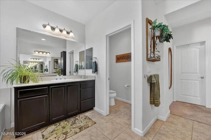 1945 Horse Prairie, Reno, Nevada 89521, 4 Bedrooms Bedrooms, ,4 BathroomsBathrooms,Residential,Residential,Horse Prairie,260004228