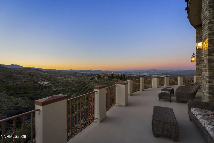 3613 Silver Vista, Reno, Nevada 89511, 5 Bedrooms Bedrooms, ,5 BathroomsBathrooms,Residential,Residential,Silver Vista,260004230