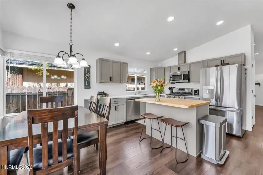 1292 O'Callaghan, Sparks, Nevada 89434, 2 Bedrooms Bedrooms, ,2 BathroomsBathrooms,Residential,Residential,O'Callaghan,260004229