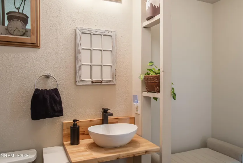 3815 Kings Row, Reno, Nevada 89503, 3 Bedrooms Bedrooms, ,3 BathroomsBathrooms,Residential,Residential,Kings Row,260004231