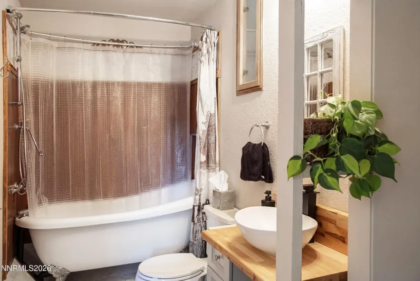 3815 Kings Row, Reno, Nevada 89503, 3 Bedrooms Bedrooms, ,3 BathroomsBathrooms,Residential,Residential,Kings Row,260004231