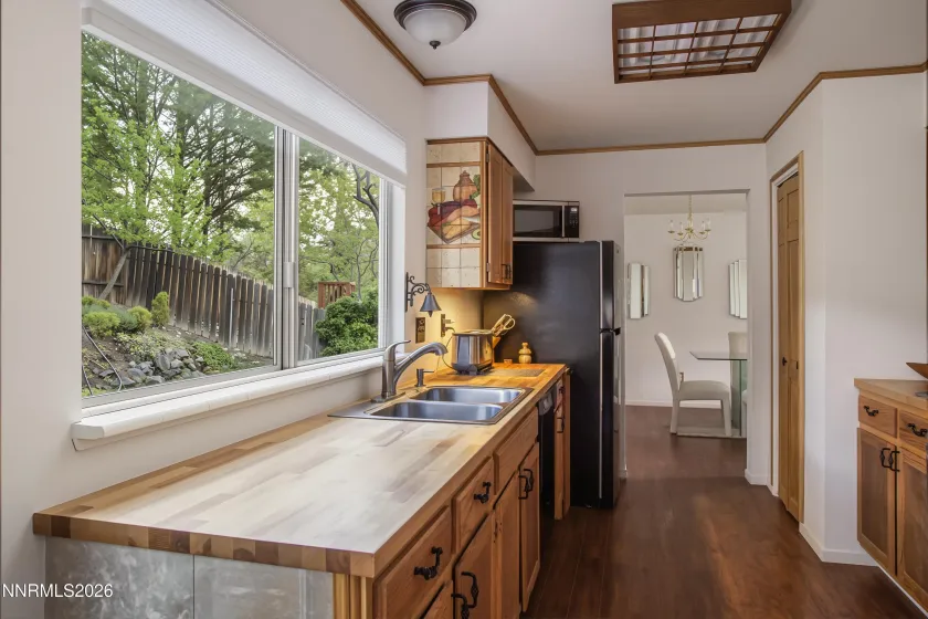 3815 Kings Row, Reno, Nevada 89503, 3 Bedrooms Bedrooms, ,3 BathroomsBathrooms,Residential,Residential,Kings Row,260004231