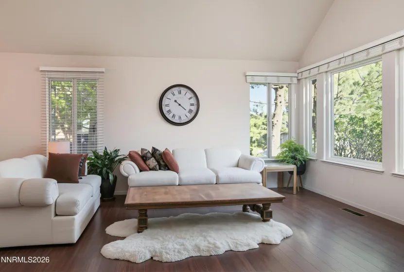 3815 Kings Row, Reno, Nevada 89503, 3 Bedrooms Bedrooms, ,3 BathroomsBathrooms,Residential,Residential,Kings Row,260004231