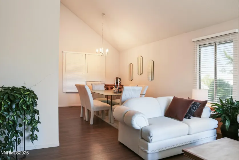 3815 Kings Row, Reno, Nevada 89503, 3 Bedrooms Bedrooms, ,3 BathroomsBathrooms,Residential,Residential,Kings Row,260004231