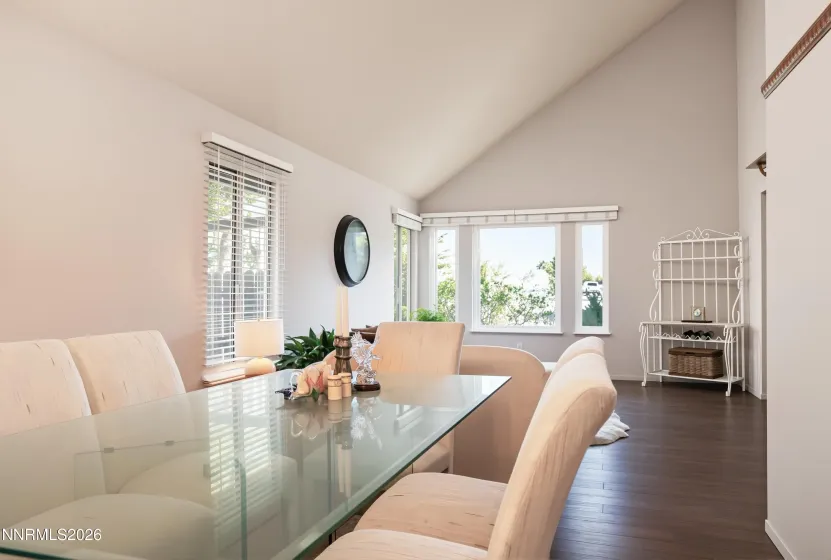 3815 Kings Row, Reno, Nevada 89503, 3 Bedrooms Bedrooms, ,3 BathroomsBathrooms,Residential,Residential,Kings Row,260004231