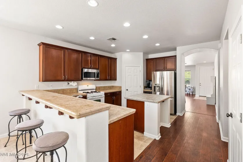 6959 Rioja, Sparks, Nevada 89436, 4 Bedrooms Bedrooms, ,3 BathroomsBathrooms,Residential,Residential,Rioja,260004232