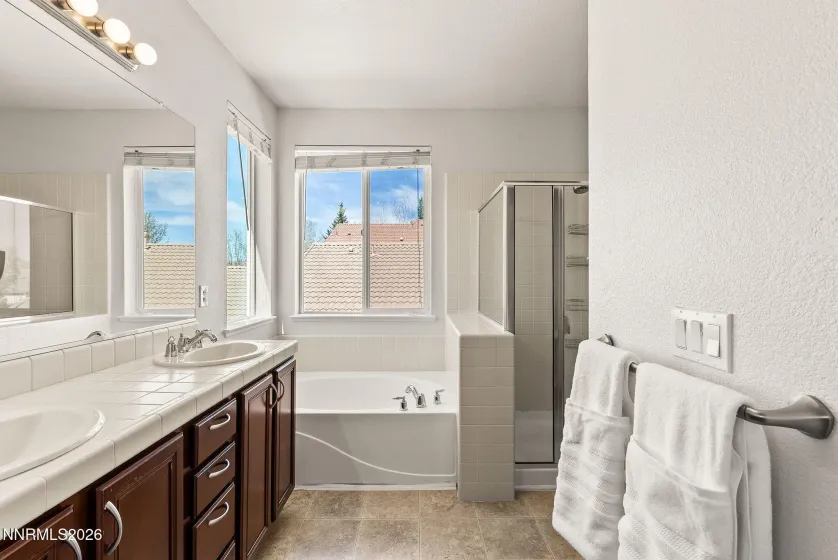 6959 Rioja, Sparks, Nevada 89436, 4 Bedrooms Bedrooms, ,3 BathroomsBathrooms,Residential,Residential,Rioja,260004232