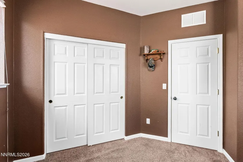 6959 Rioja, Sparks, Nevada 89436, 4 Bedrooms Bedrooms, ,3 BathroomsBathrooms,Residential,Residential,Rioja,260004232