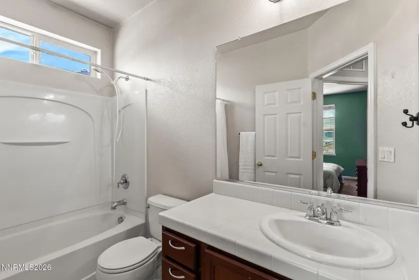 6959 Rioja, Sparks, Nevada 89436, 4 Bedrooms Bedrooms, ,3 BathroomsBathrooms,Residential,Residential,Rioja,260004232