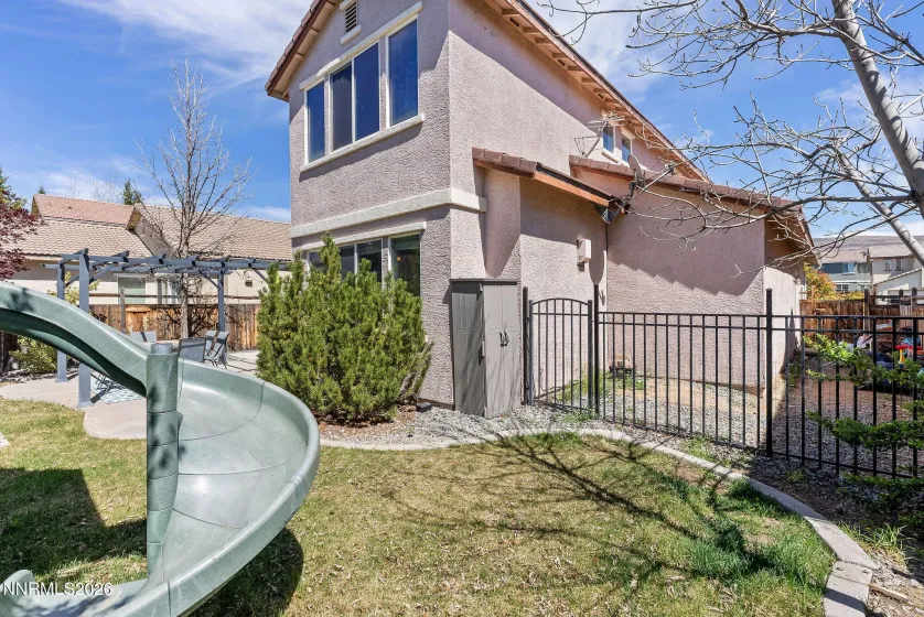 6959 Rioja, Sparks, Nevada 89436, 4 Bedrooms Bedrooms, ,3 BathroomsBathrooms,Residential,Residential,Rioja,260004232