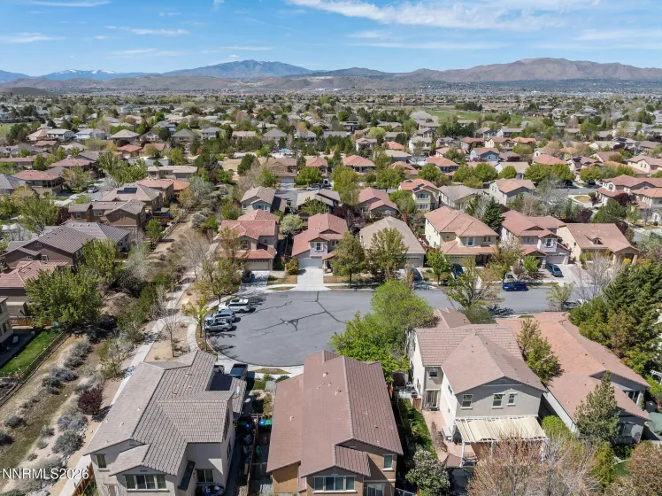 6959 Rioja, Sparks, Nevada 89436, 4 Bedrooms Bedrooms, ,3 BathroomsBathrooms,Residential,Residential,Rioja,260004232