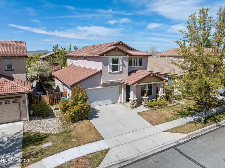 6959 Rioja, Sparks, Nevada 89436, 4 Bedrooms Bedrooms, ,3 BathroomsBathrooms,Residential,Residential,Rioja,260004232