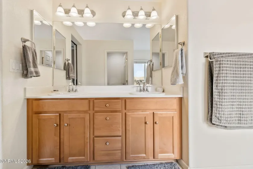 1919 Glacier Meadow, Reno, Nevada 89521, 3 Bedrooms Bedrooms, ,3 BathroomsBathrooms,Residential,Residential,Glacier Meadow,260004235