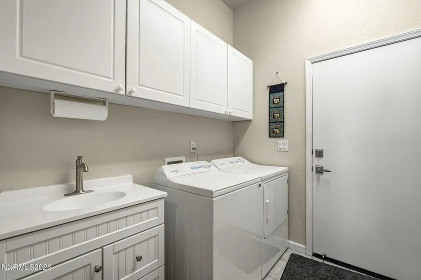 1315 Dalwood, Reno, Nevada 89521, 4 Bedrooms Bedrooms, ,2 BathroomsBathrooms,Residential,Residential,Dalwood,260004237