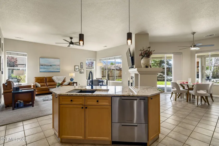 1315 Dalwood, Reno, Nevada 89521, 4 Bedrooms Bedrooms, ,2 BathroomsBathrooms,Residential,Residential,Dalwood,260004237