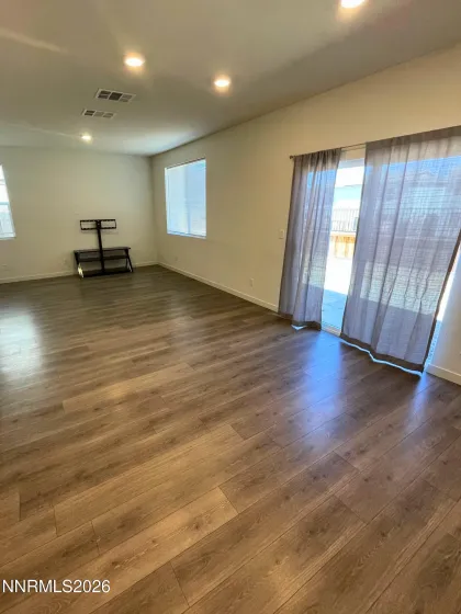 8839 Wolf Moon, Reno, Nevada 89506, 4 Bedrooms Bedrooms, ,3 BathroomsBathrooms,Residential Lease,Manufactured,Wolf Moon,260004239