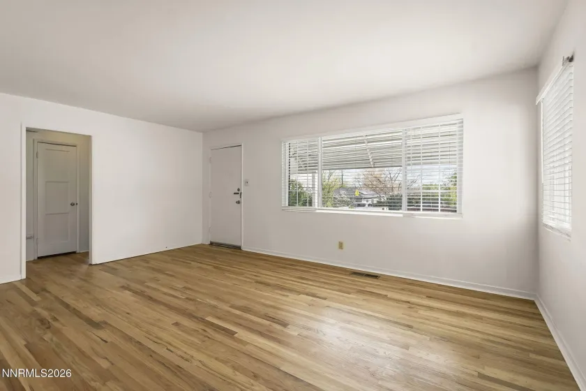 1785 Bonneville, Reno, Nevada 89503, 4 Bedrooms Bedrooms, ,2 BathroomsBathrooms,Residential,Residential,Bonneville,260004241