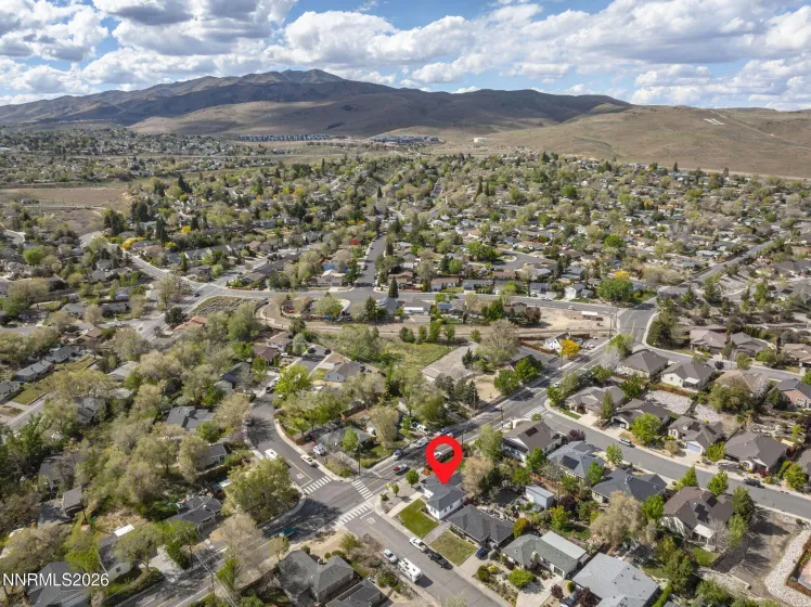 1785 Bonneville, Reno, Nevada 89503, 4 Bedrooms Bedrooms, ,2 BathroomsBathrooms,Residential,Residential,Bonneville,260004241