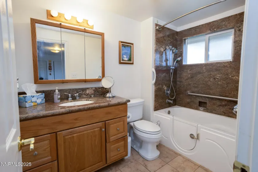 1659 Davidson, Reno, Nevada 89509, 4 Bedrooms Bedrooms, ,2 BathroomsBathrooms,Residential,Residential,Davidson,250058852