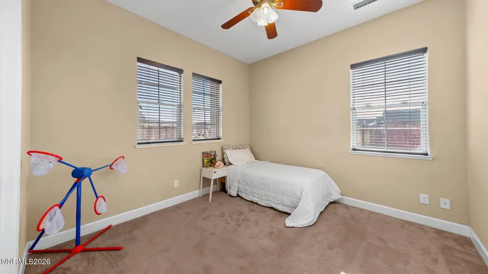 11725 Paradise View, Sparks, Nevada 89441, 5 Bedrooms Bedrooms, ,3 BathroomsBathrooms,Residential,Residential,Paradise View,260004246