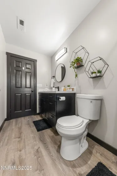 2048 Poole, Carson City, Nevada 89706, 4 Bedrooms Bedrooms, ,3 BathroomsBathrooms,Residential,Residential,Poole,250055597