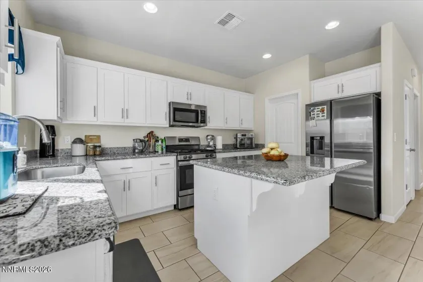 2405 Pintail, Carson City, Nevada 89701, 3 Bedrooms Bedrooms, ,3 BathroomsBathrooms,Residential,Residential,Pintail,260004248