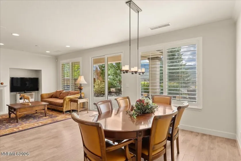 9380 Rockhurst, Reno, Nevada 89523, 3 Bedrooms Bedrooms, ,2 BathroomsBathrooms,Residential,Residential,Rockhurst,260004251